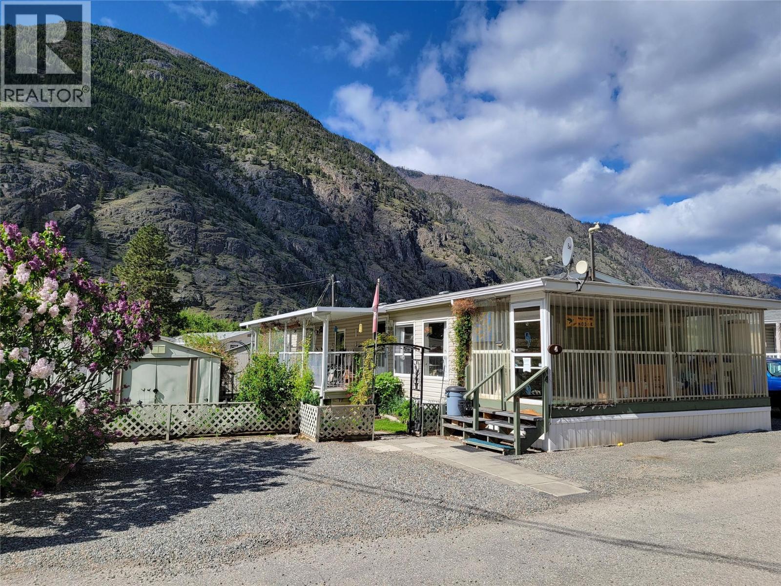 3455 Highway 3 Unit# 4, Keremeos, British Columbia  V0X 1N1 - Photo 2 - 10386122