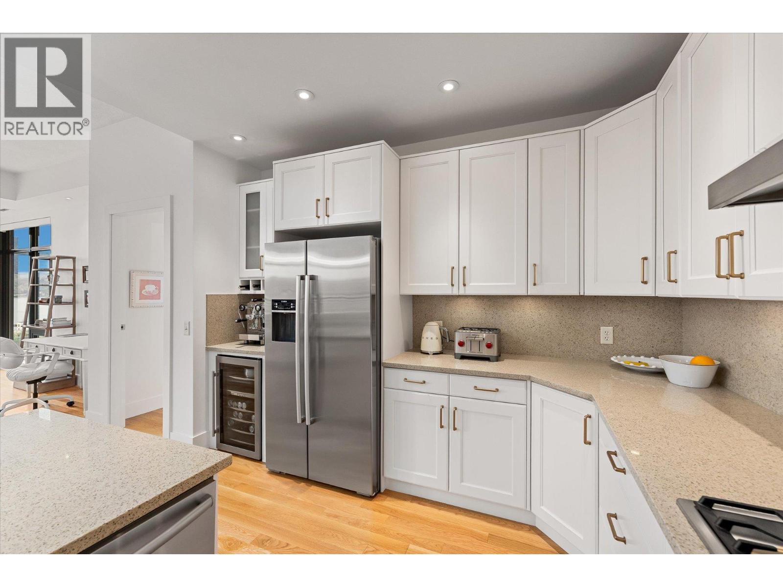 1395 Ellis Street Unit# 1004, Kelowna, British Columbia  V1Y 1Z9 - Photo 8 - 10385941