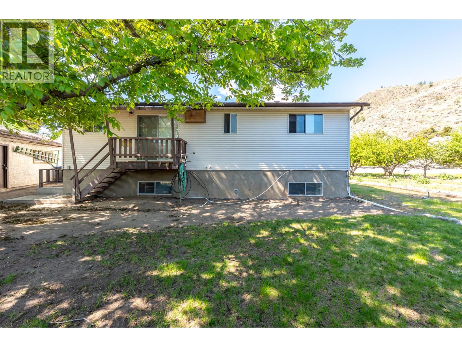 1083 Morningstar Road, Oliver, British Columbia  V0H 1T6 - Photo 3 - 10385919