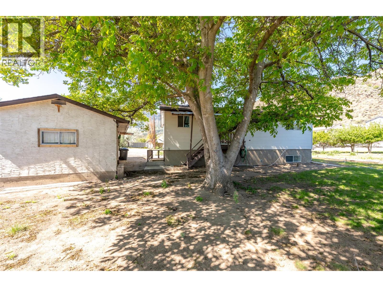 1083 Morningstar Road, Oliver, British Columbia  V0H 1T6 - Photo 8 - 10385919