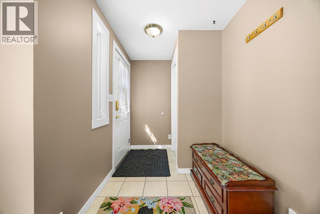 2340 Wilson Avenue, Armstrong, British Columbia  V4Y 0B1 - Photo 17 - 10386101