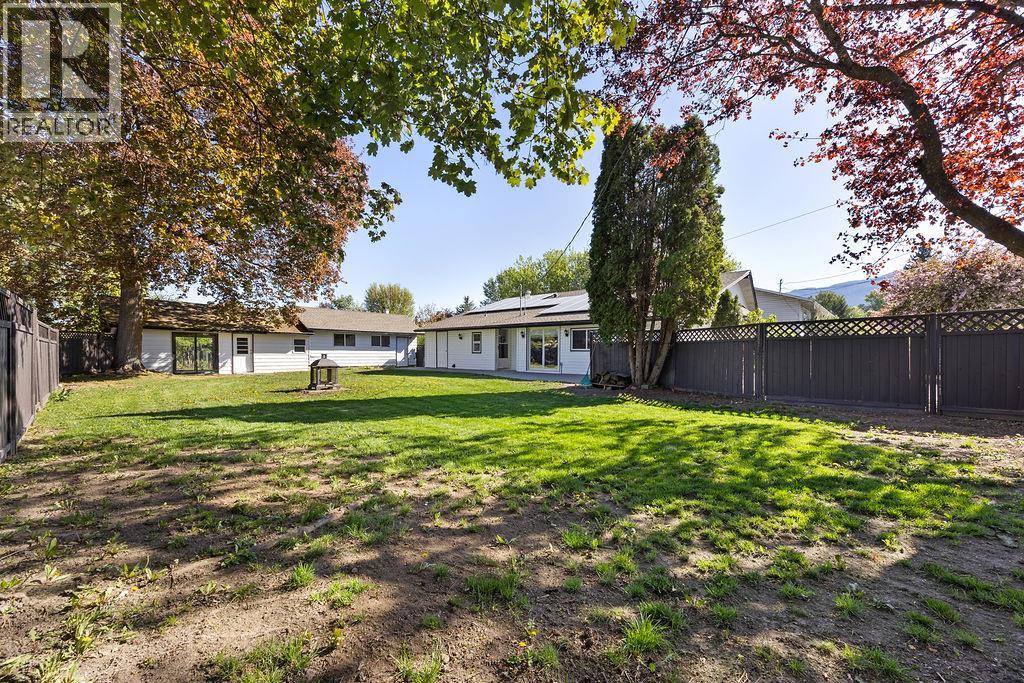 2340 Wilson Avenue, Armstrong, British Columbia  V4Y 0B1 - Photo 38 - 10386101