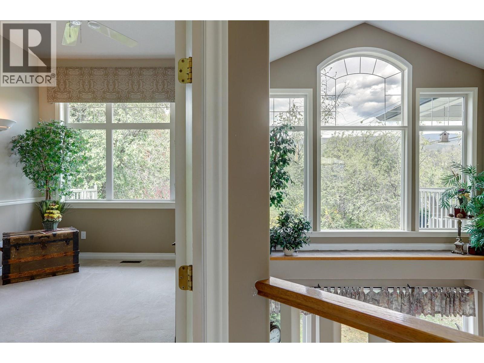 1101 Phoenix Drive, Vernon, British Columbia  V1B 3M4 - Photo 33 - 10385942