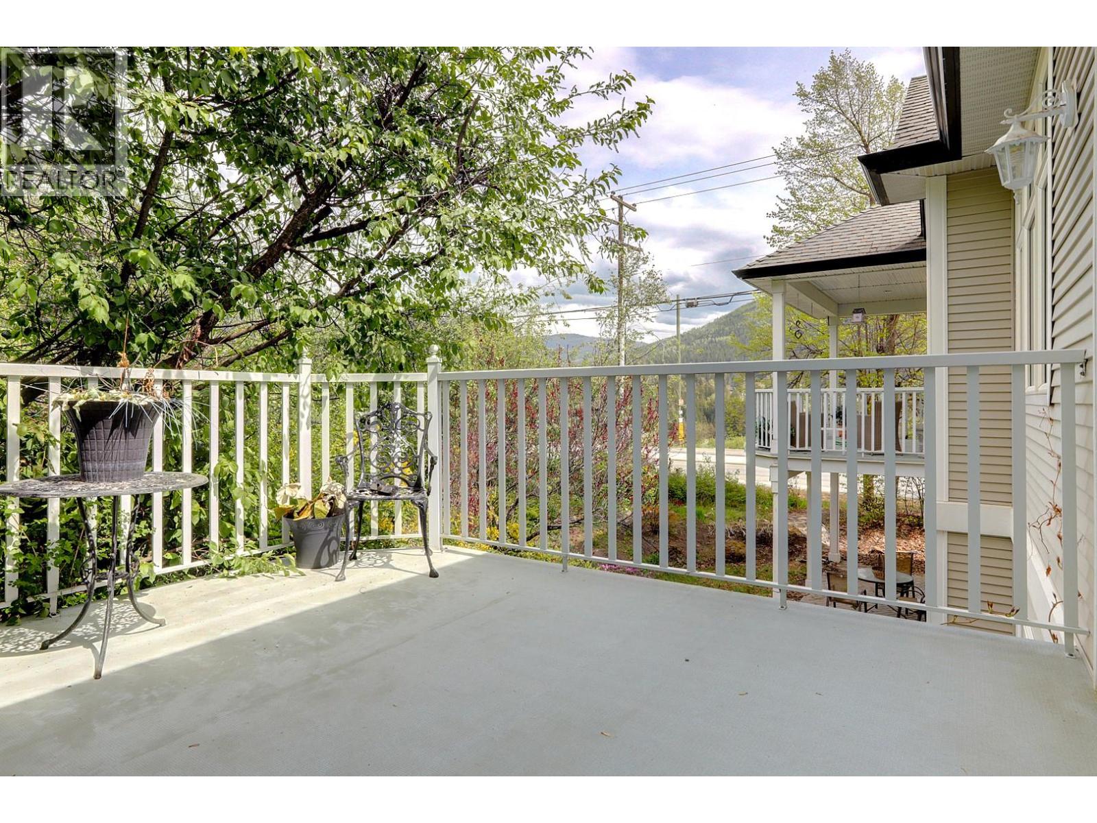1101 Phoenix Drive, Vernon, British Columbia  V1B 3M4 - Photo 45 - 10385942