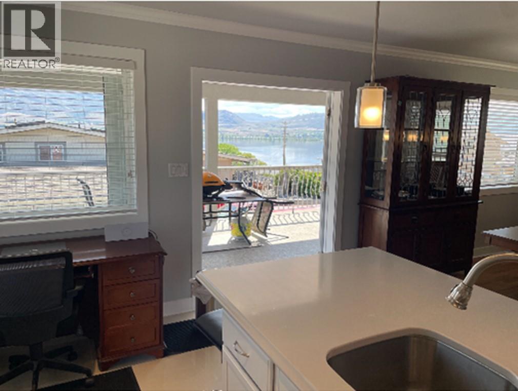9106 Hummingbird Lane, Osoyoos, British Columbia  V0H 1V5 - Photo 11 - 10386196