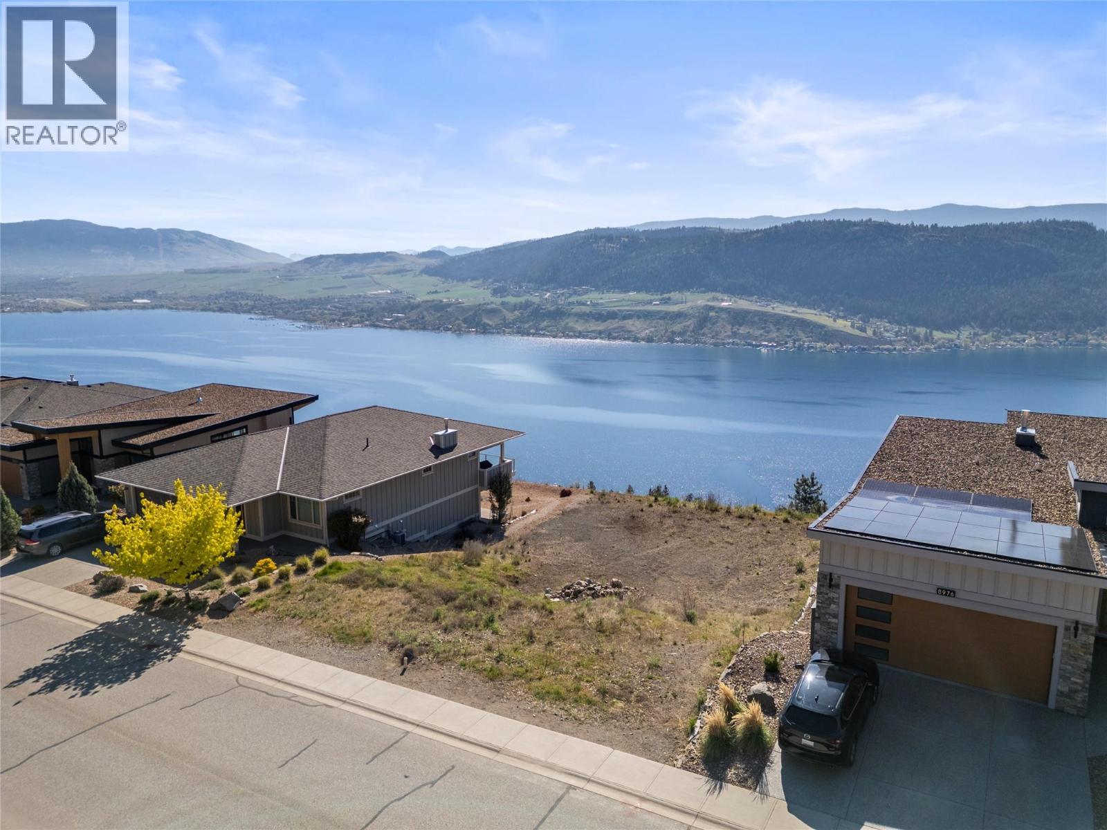 8972 Tavistock Road, Vernon, British Columbia  V1H 2K9 - Photo 2 - 10385309