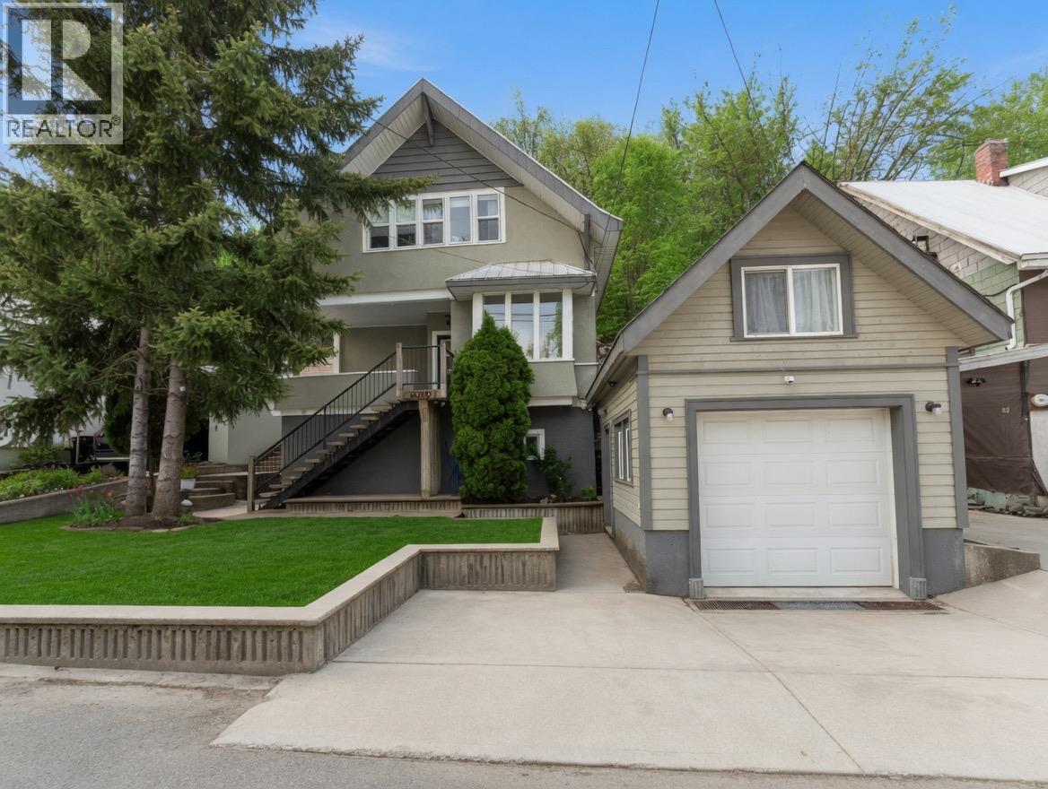 2070 RIVERSIDE Avenue, trail, British Columbia
