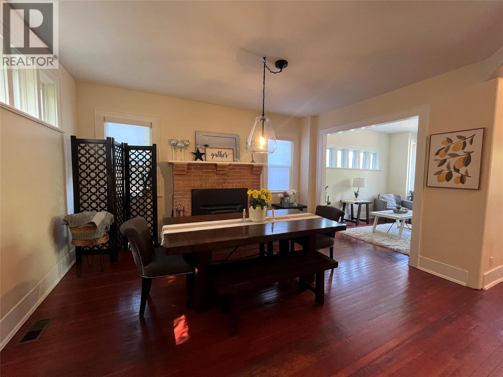 2070 Riverside Avenue, Trail, British Columbia  V1R 3Z4 - Photo 12 - 10386082