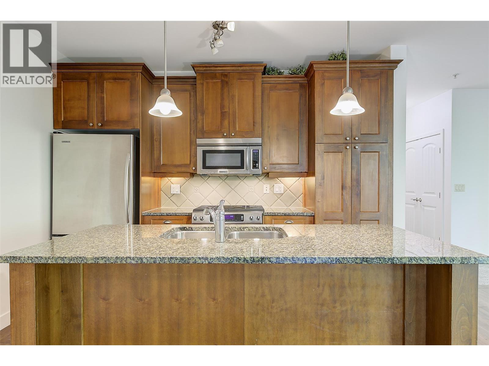 4042 Pritchard Drive Unit# 2104, West Kelowna, British Columbia  V4T 3E4 - Photo 5 - 10386070
