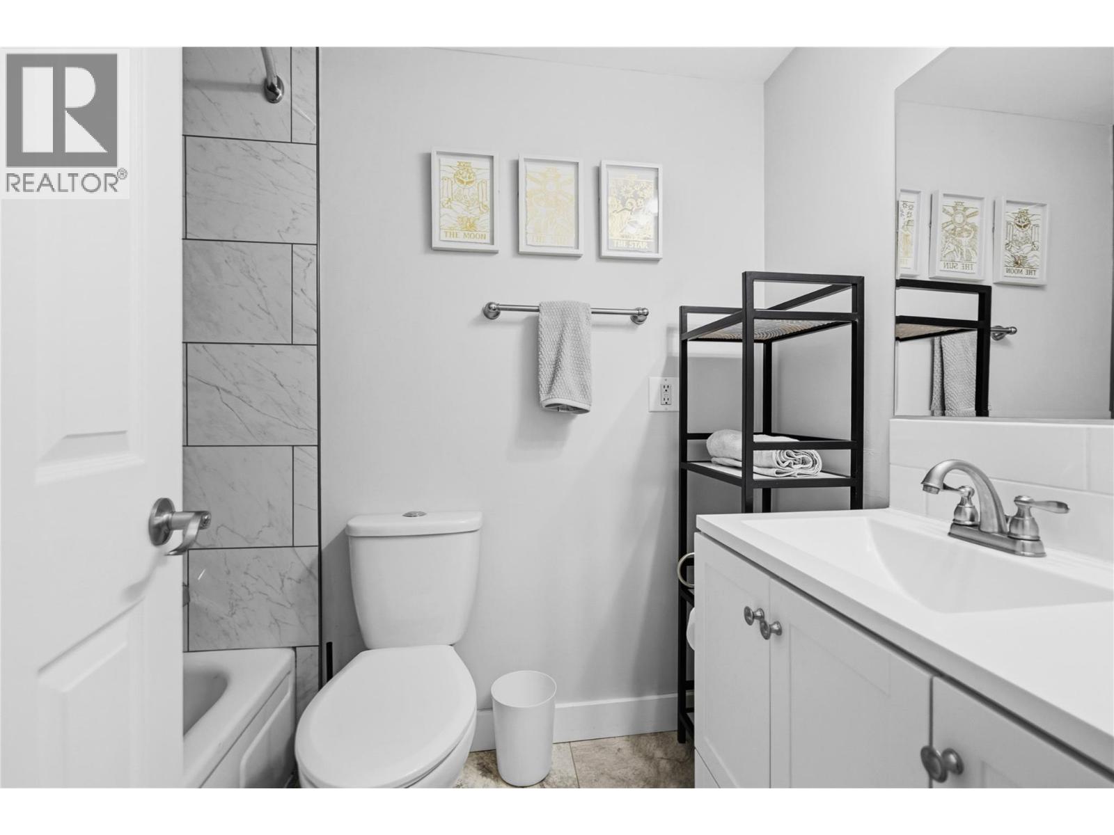 922 Dynes Avenue Unit# 207, Penticton, British Columbia  V2A 1B8 - Photo 11 - 10385926