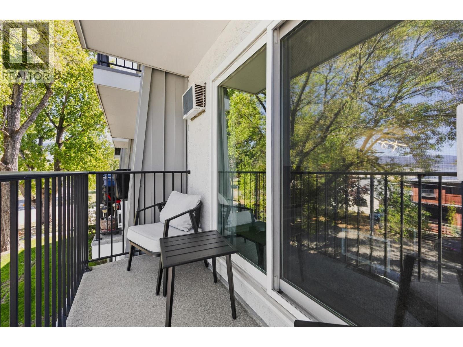 922 Dynes Avenue Unit# 207, Penticton, British Columbia  V2A 1B8 - Photo 14 - 10385926