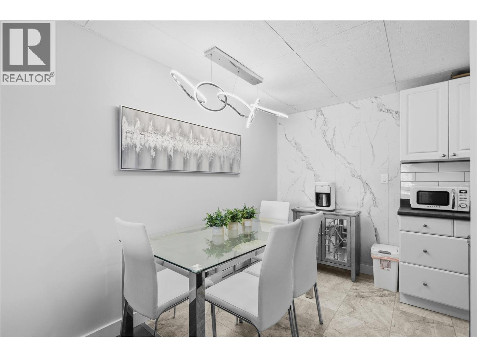 922 Dynes Avenue Unit# 207, Penticton, British Columbia  V2A 1B8 - Photo 7 - 10385926