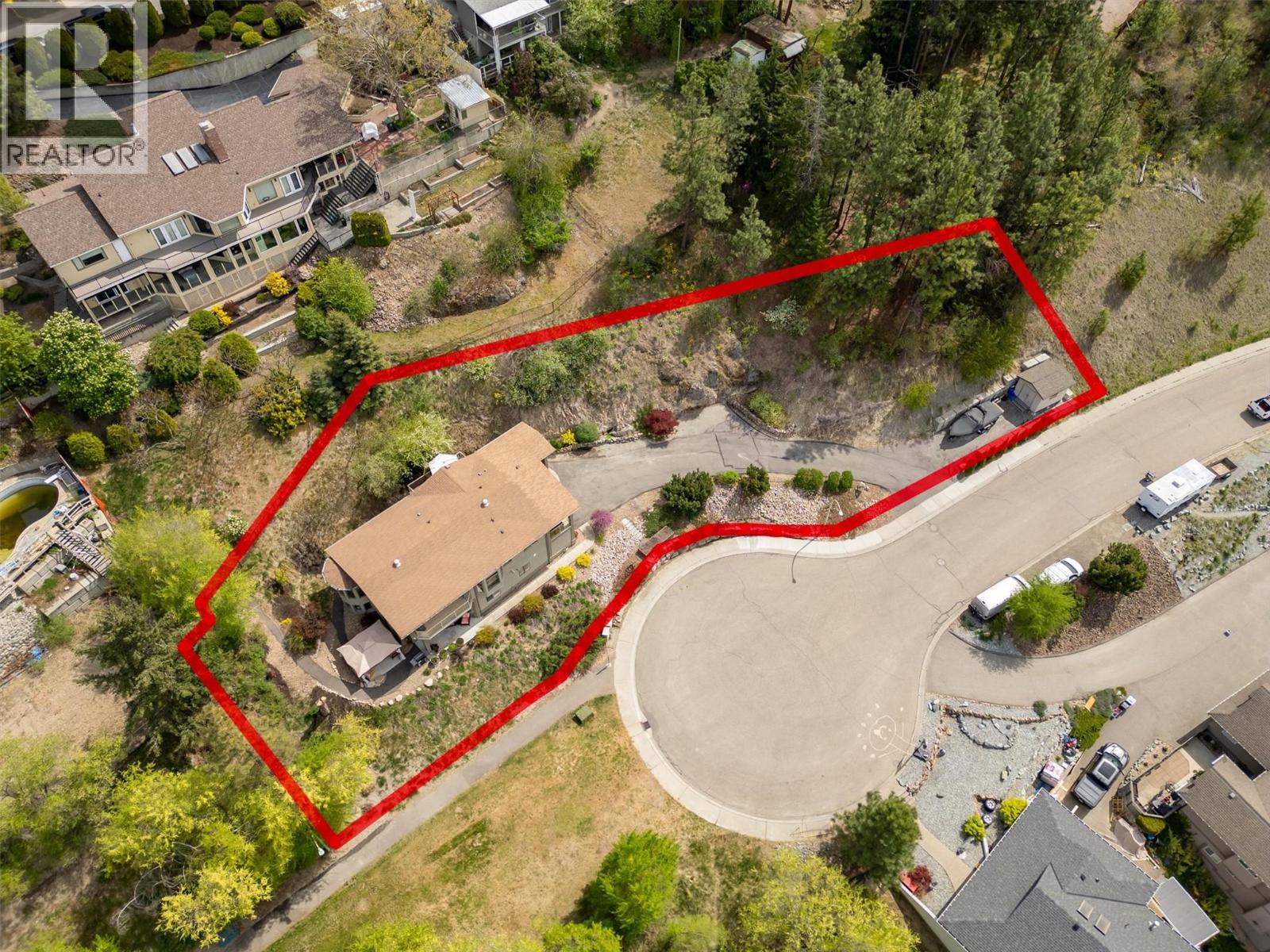 1027 James Hockey Place, Kelowna, British Columbia  V1X 7L2 - Photo 11 - 10385859