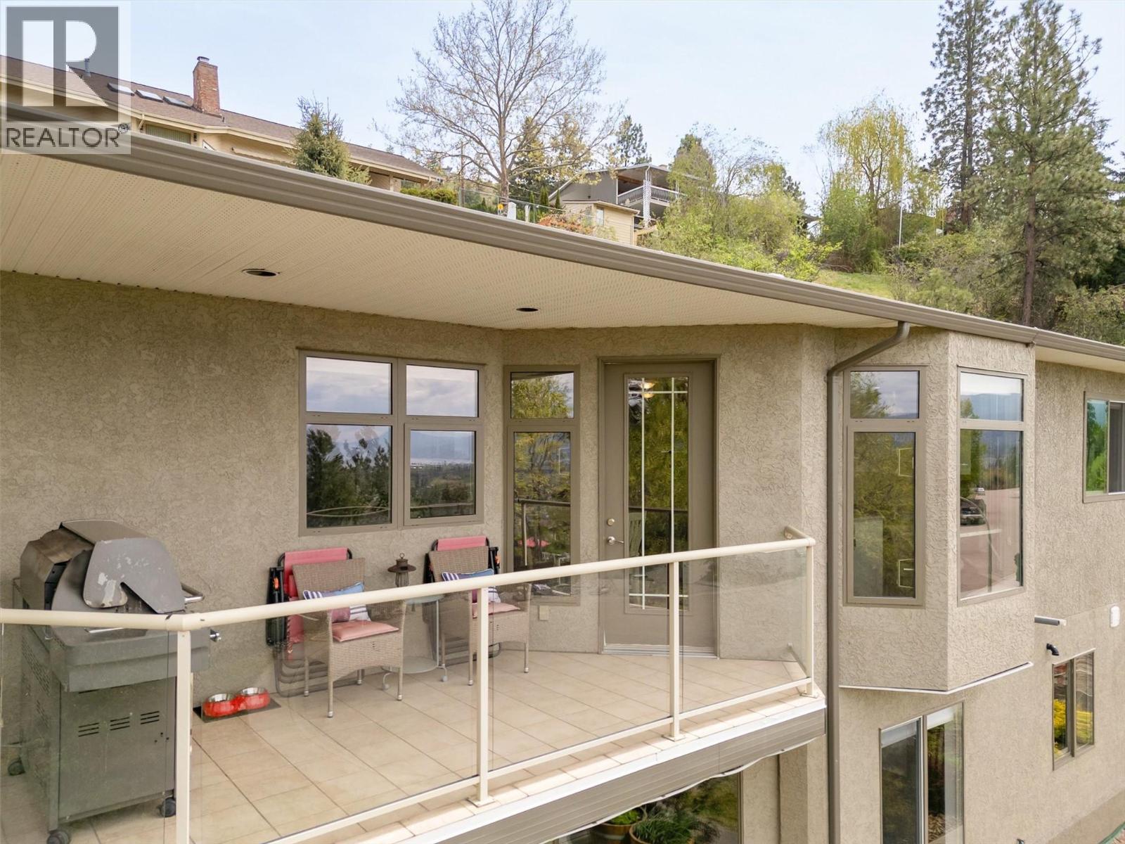 1027 James Hockey Place, Kelowna, British Columbia  V1X 7L2 - Photo 25 - 10385859