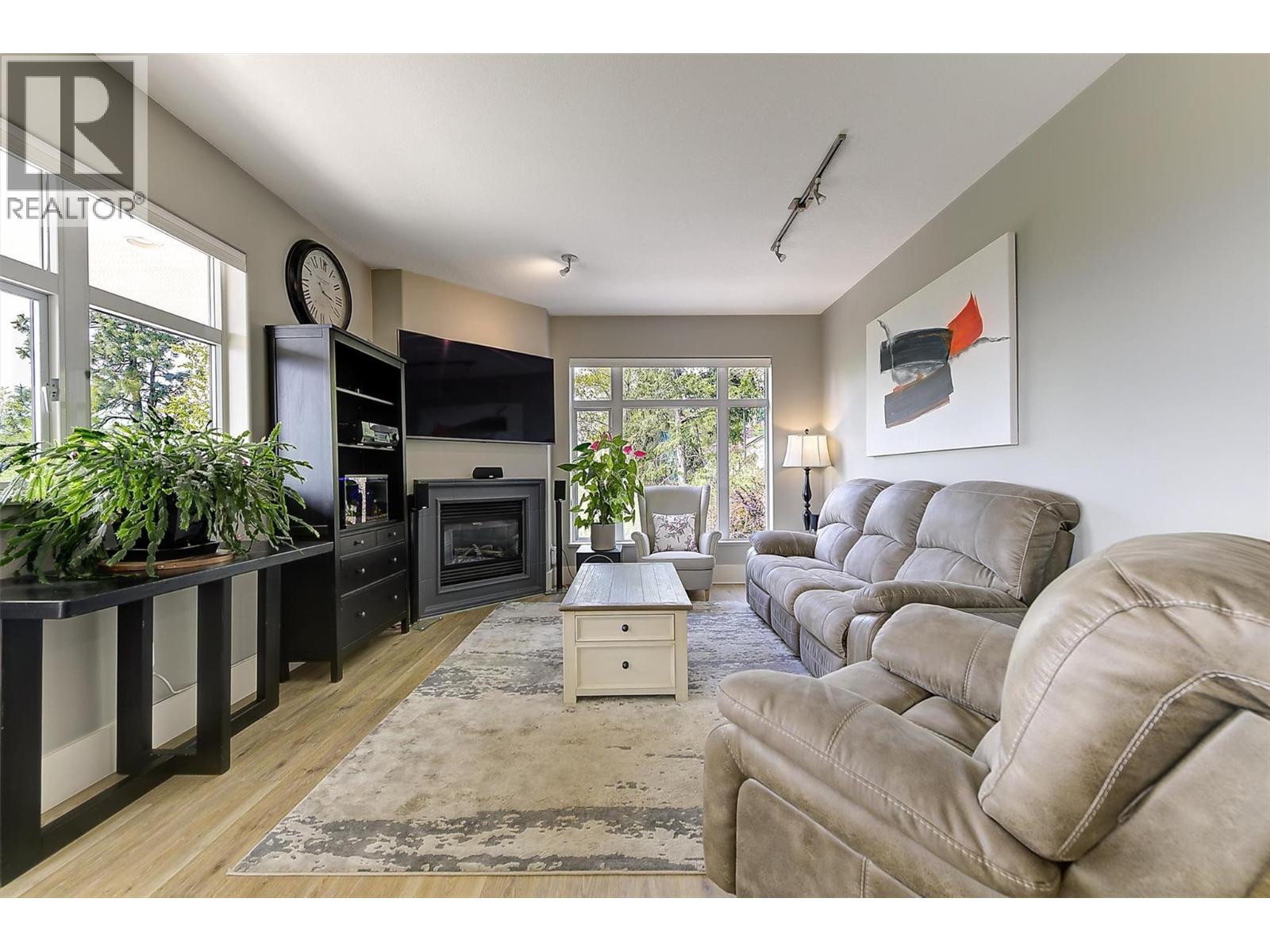 1027 James Hockey Place, Kelowna, British Columbia  V1X 7L2 - Photo 28 - 10385859