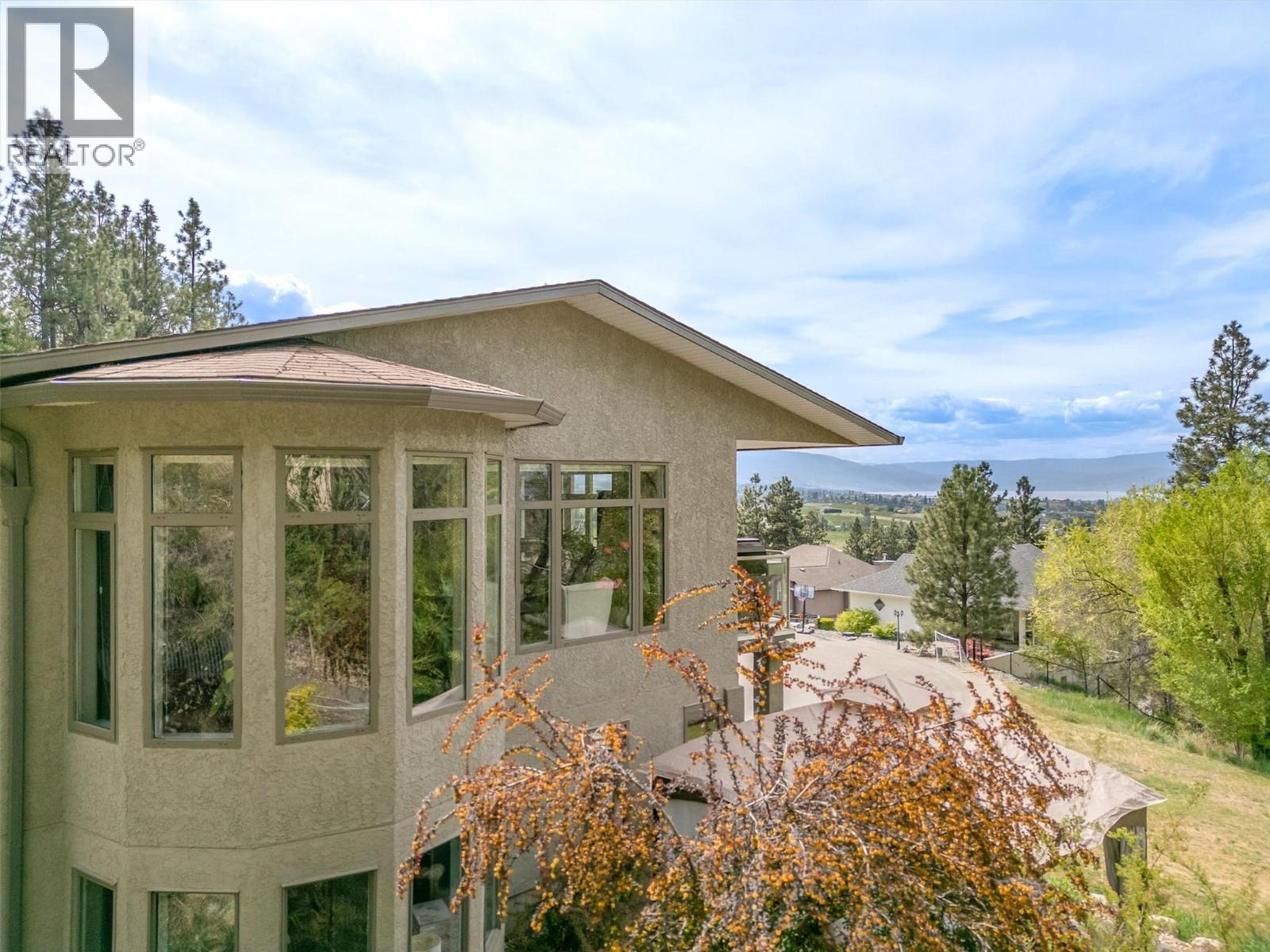 1027 James Hockey Place, Kelowna, British Columbia  V1X 7L2 - Photo 30 - 10385859
