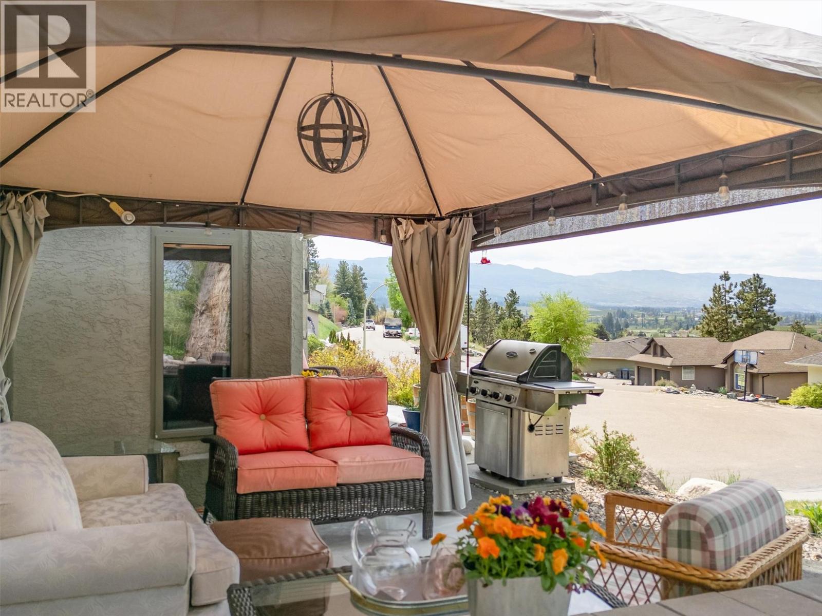 1027 James Hockey Place, Kelowna, British Columbia  V1X 7L2 - Photo 61 - 10385859