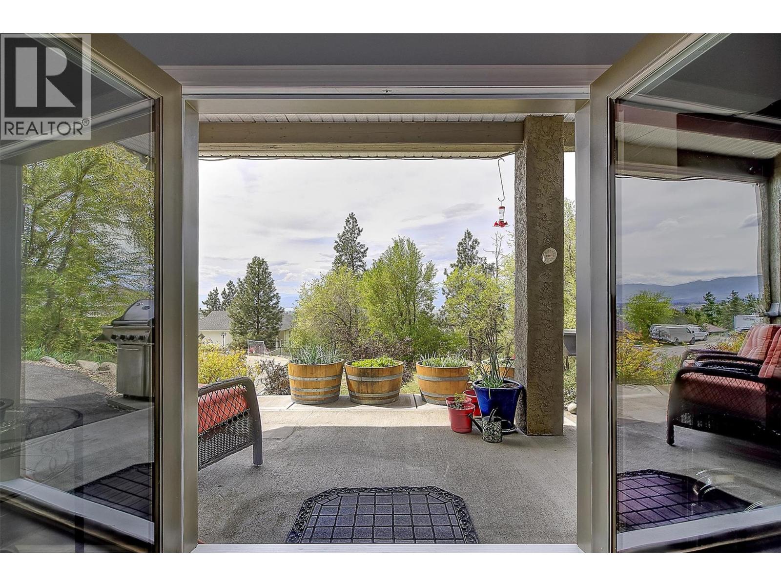 1027 James Hockey Place, Kelowna, British Columbia  V1X 7L2 - Photo 68 - 10385859