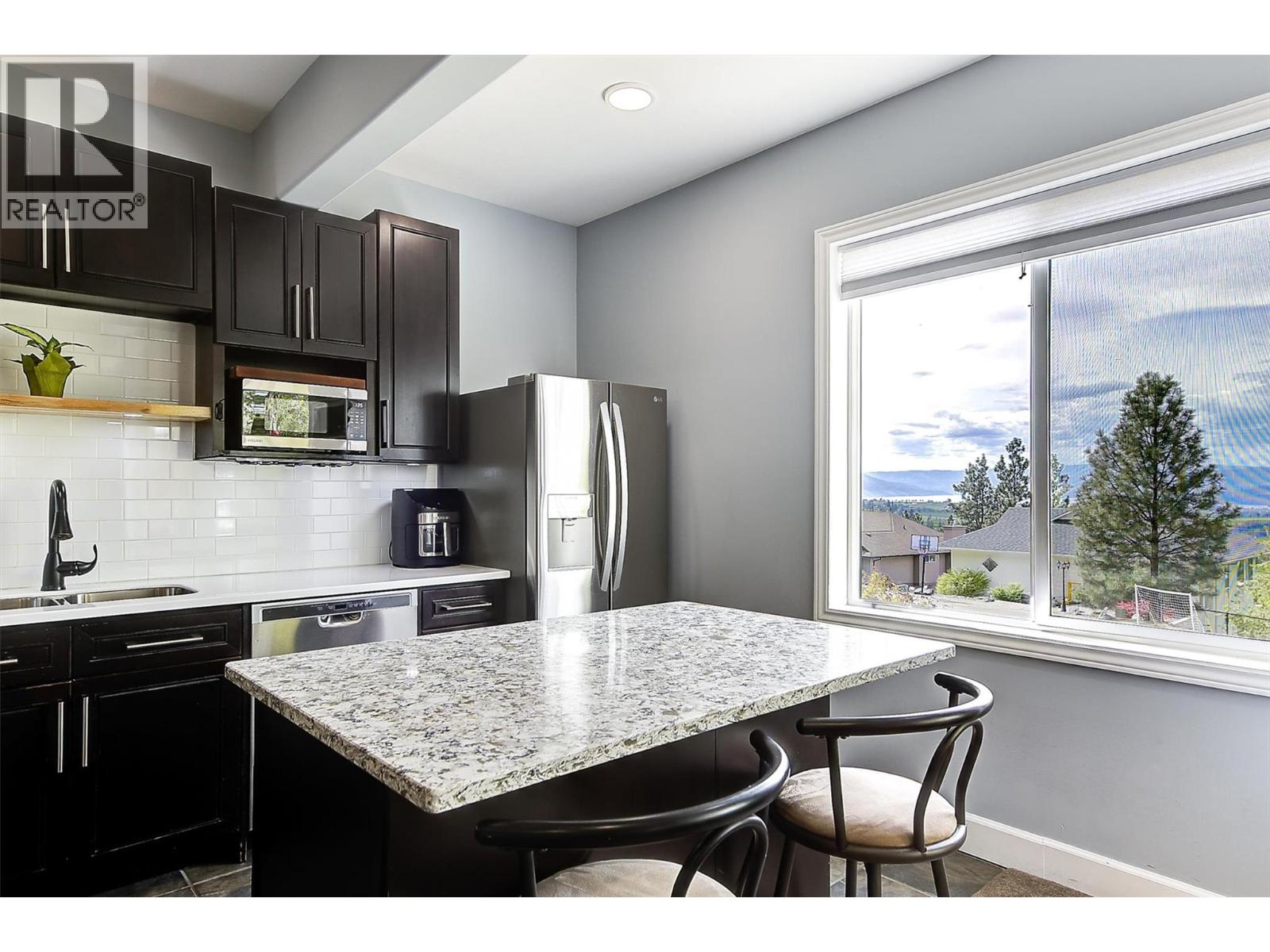 1027 James Hockey Place, Kelowna, British Columbia  V1X 7L2 - Photo 71 - 10385859