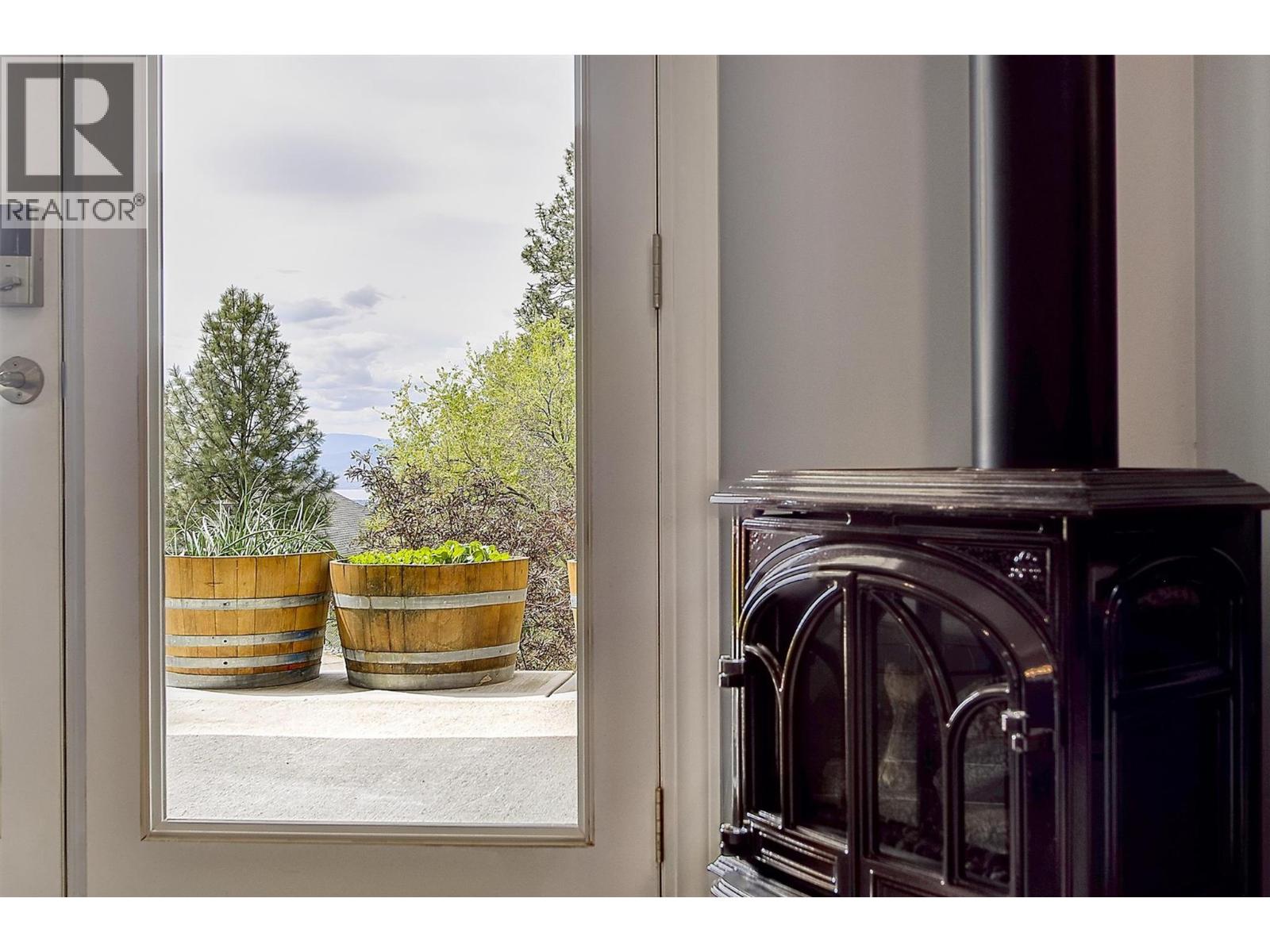 1027 James Hockey Place, Kelowna, British Columbia  V1X 7L2 - Photo 76 - 10385859