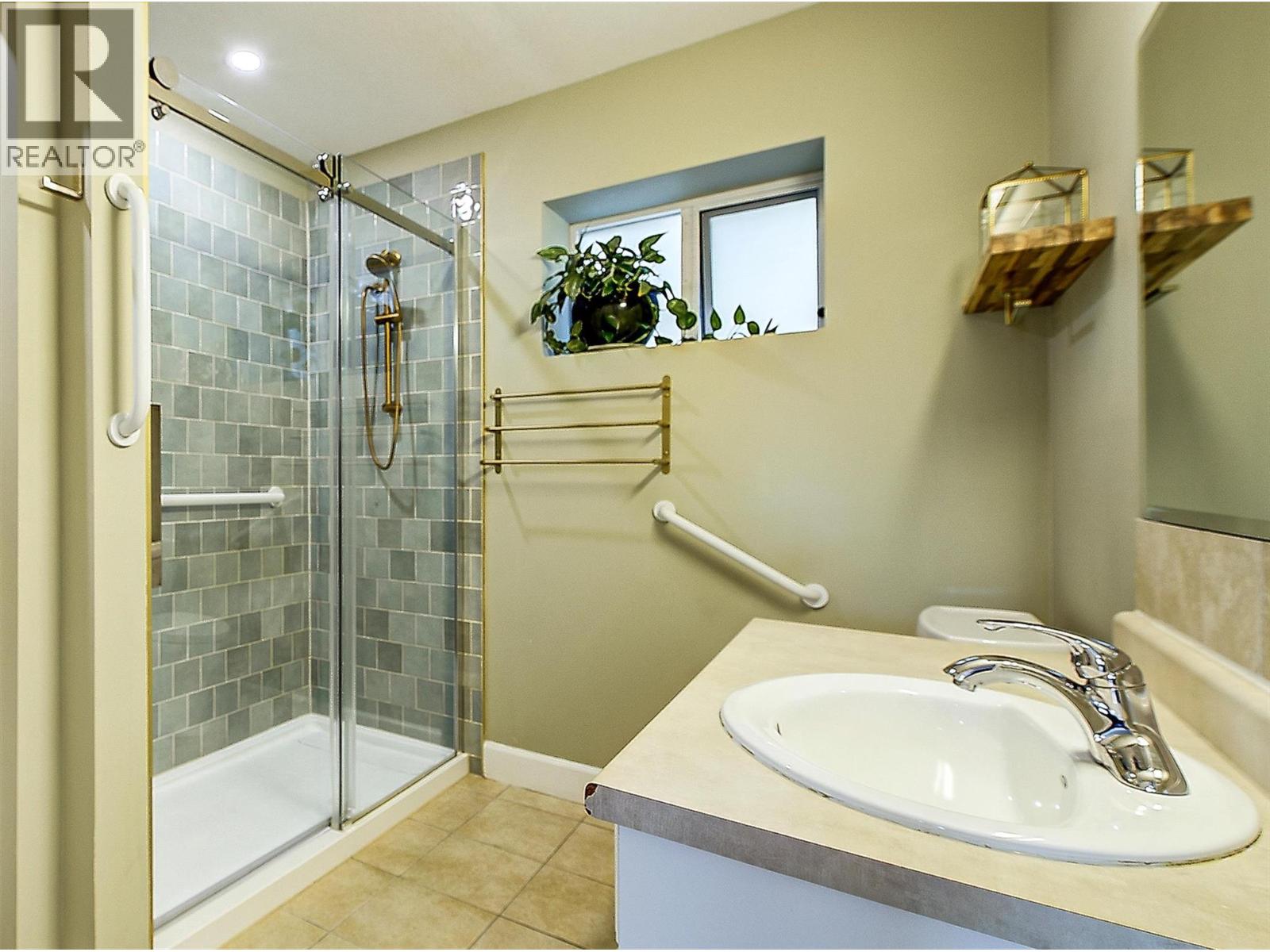 1027 James Hockey Place, Kelowna, British Columbia  V1X 7L2 - Photo 79 - 10385859