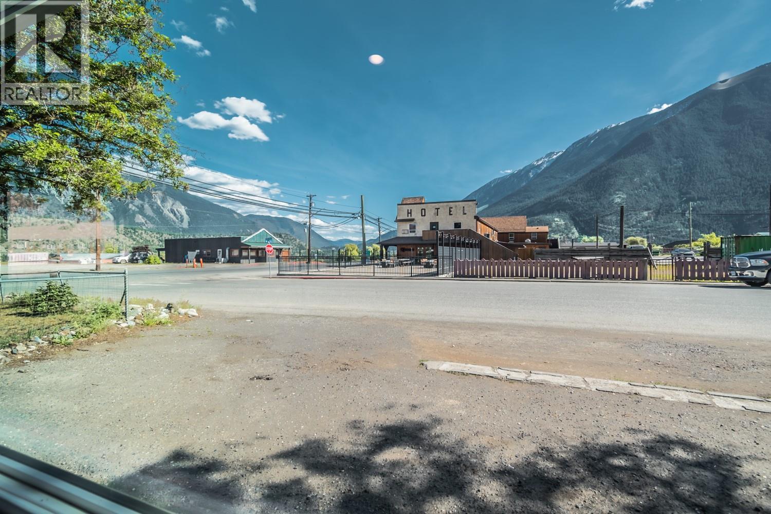 57 12th Avenue, Lillooet, British Columbia  V0K 1V0 - Photo 36 - 10386080