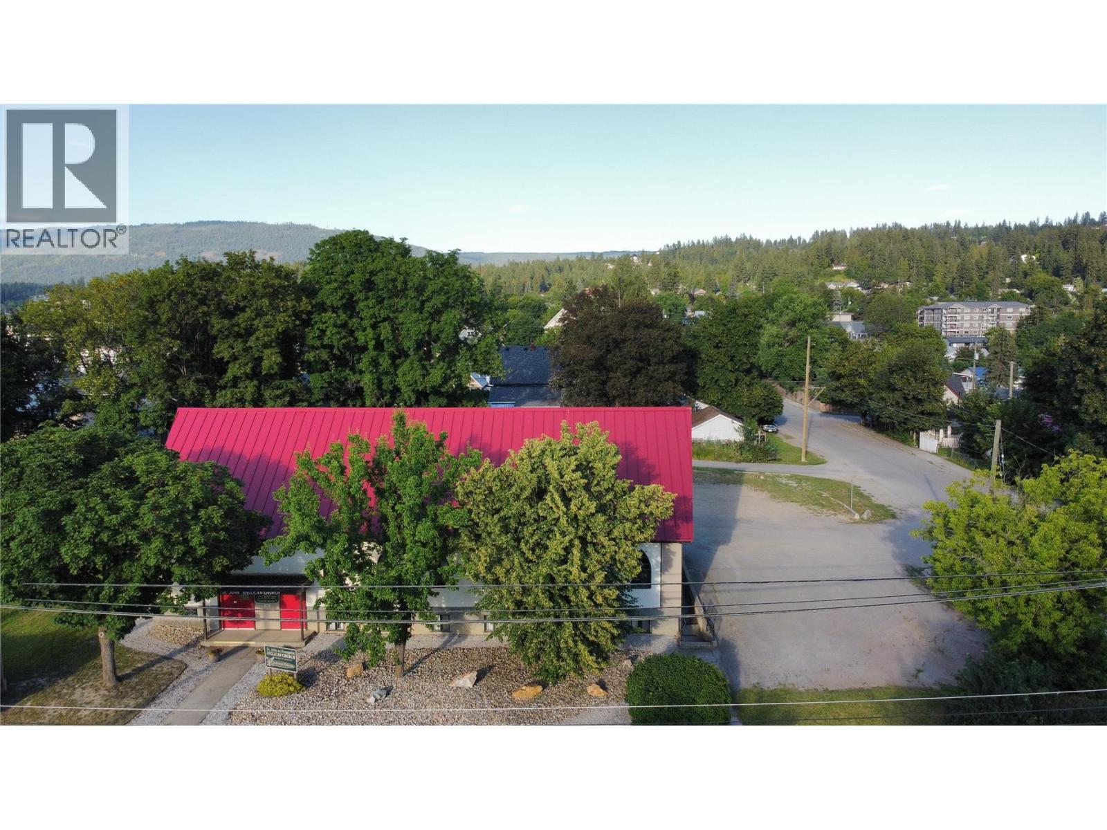 161 Shuswap Street Sw, Salmon Arm, British Columbia  V1E 4N2 - Photo 13 - 10386020