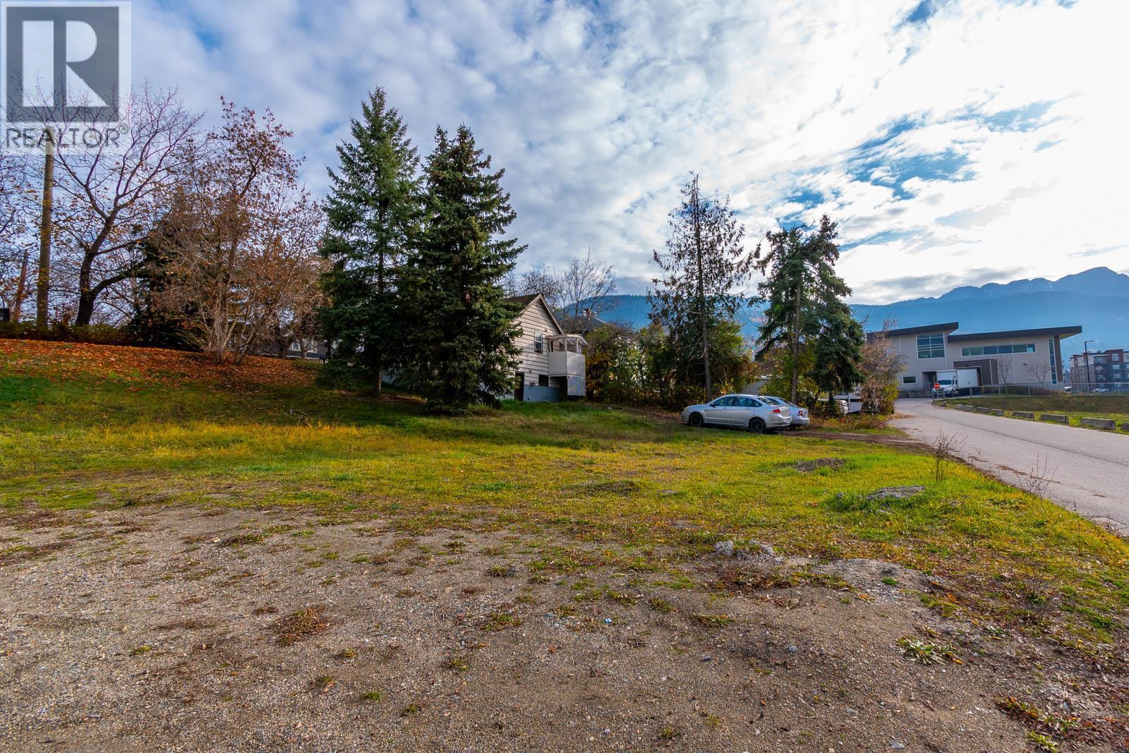 161 Shuswap Street Sw, Salmon Arm, British Columbia  V1E 4N2 - Photo 8 - 10386020