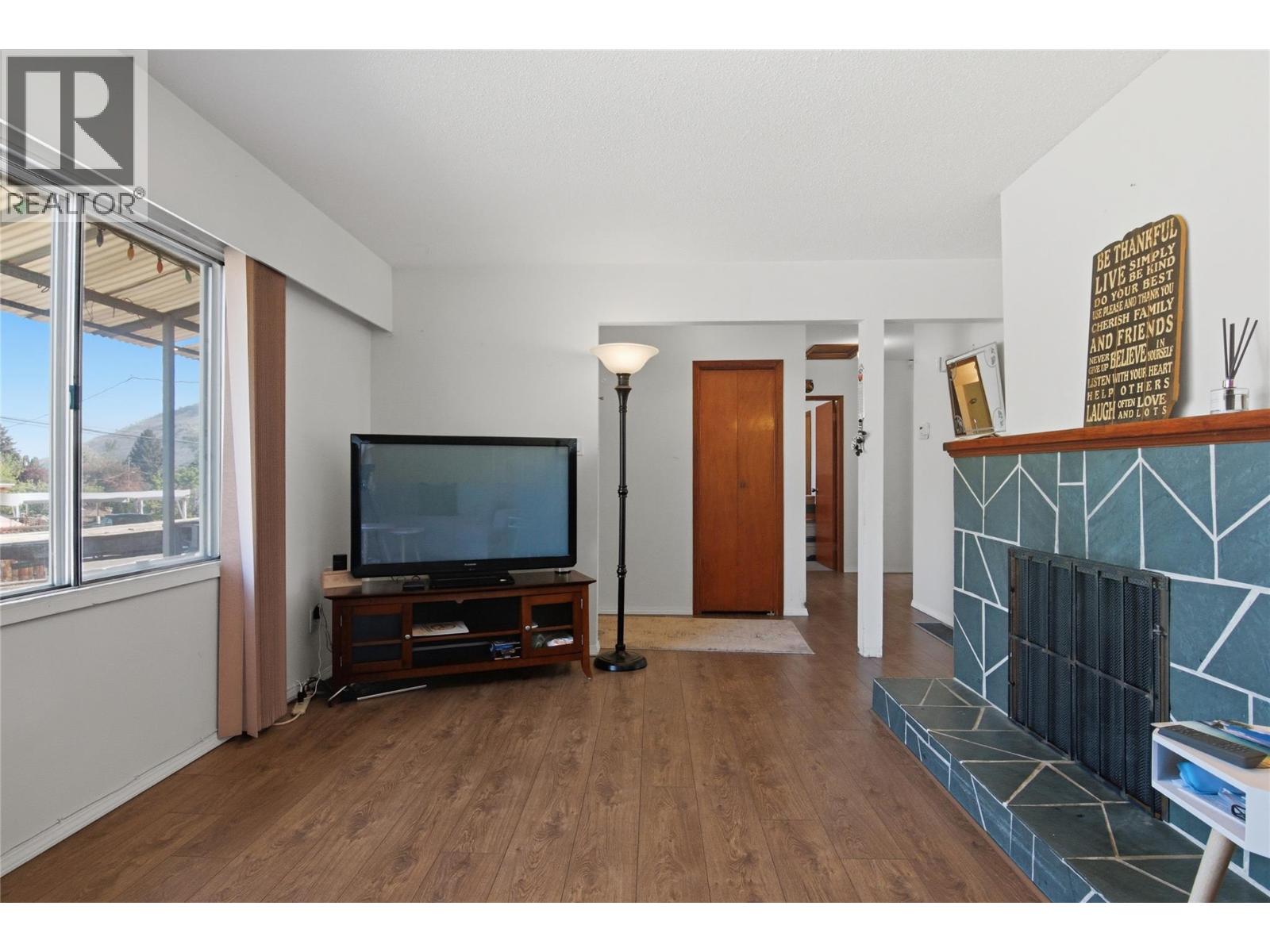 236 Spruce Avenue, Kamloops, British Columbia  V2B 1J1 - Photo 10 - 10386206
