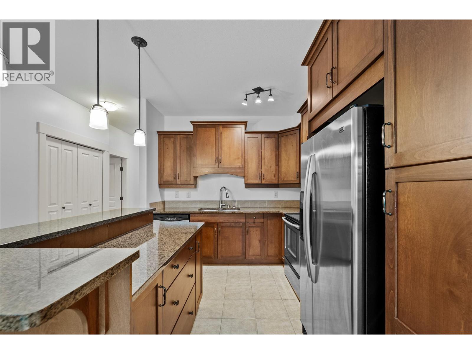 795 Mcgill Road Unit# 204, Kamloops, British Columbia  V2C 0B9 - Photo 3 - 10386096