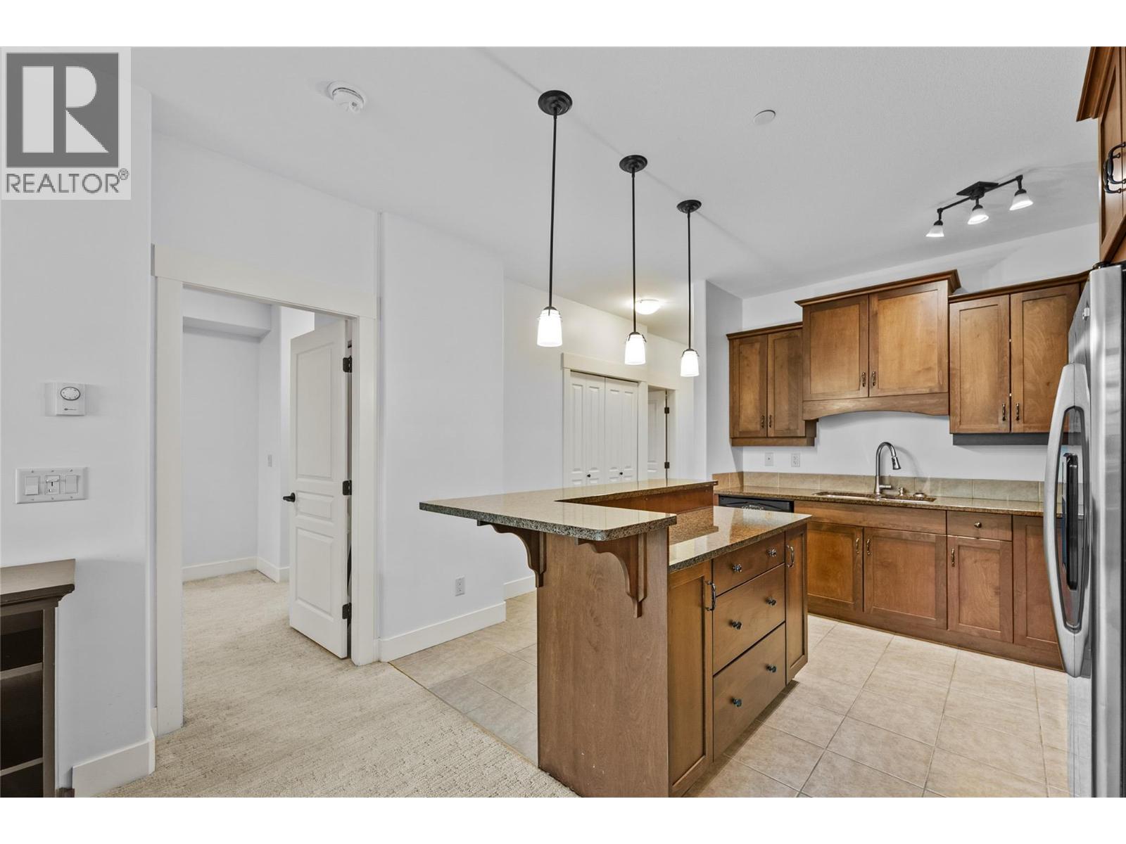 795 Mcgill Road Unit# 204, Kamloops, British Columbia  V2C 0B9 - Photo 5 - 10386096