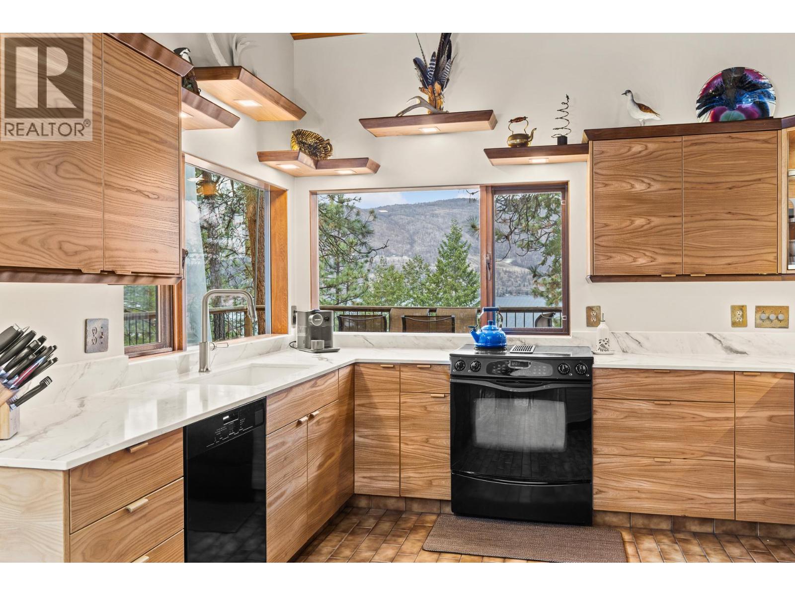 2765 Arthur Road, Kelowna, British Columbia  V1V 7P9 - Photo 12 - 10386104
