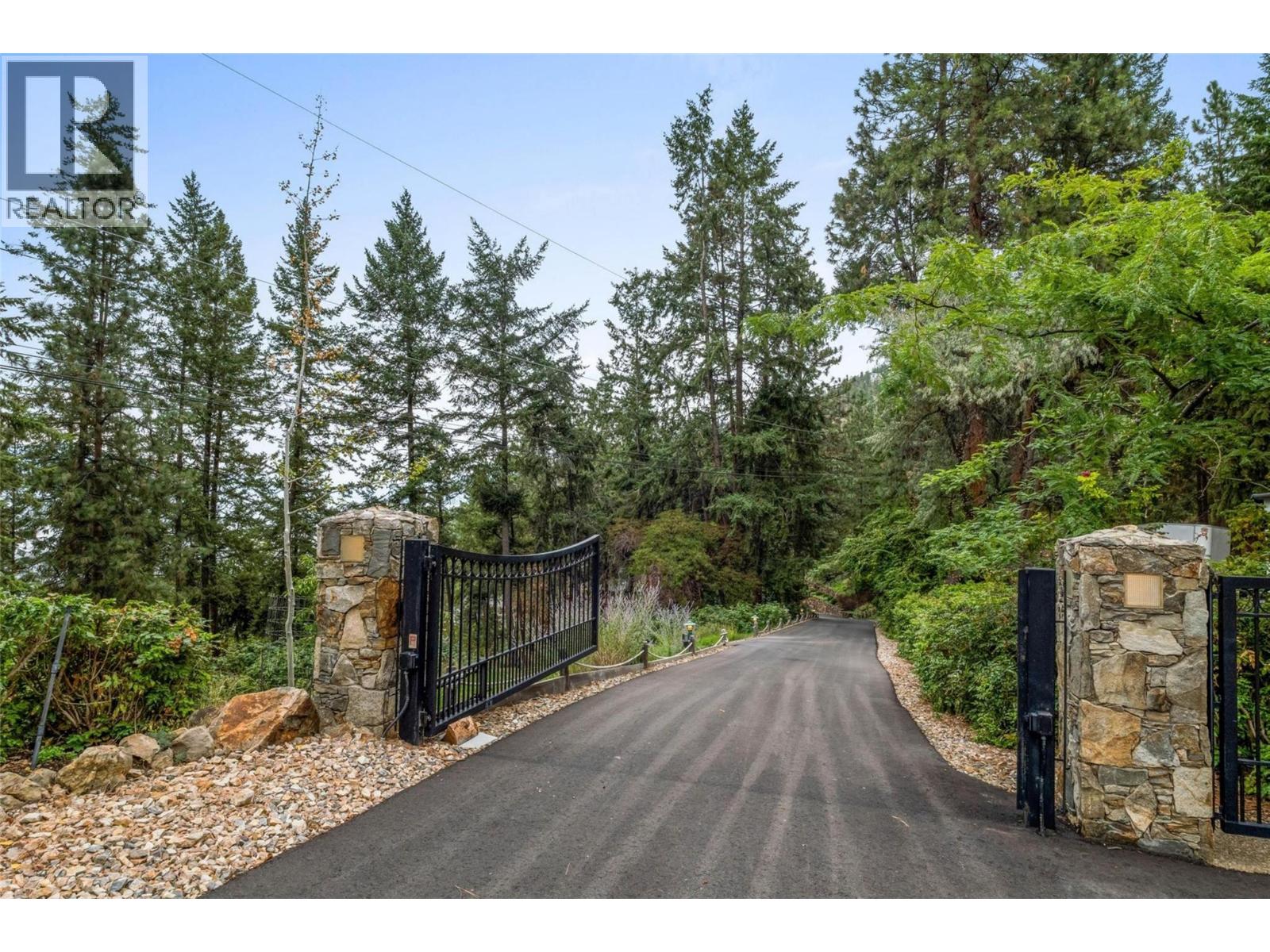 2765 Arthur Road, Kelowna, British Columbia  V1V 7P9 - Photo 7 - 10386104