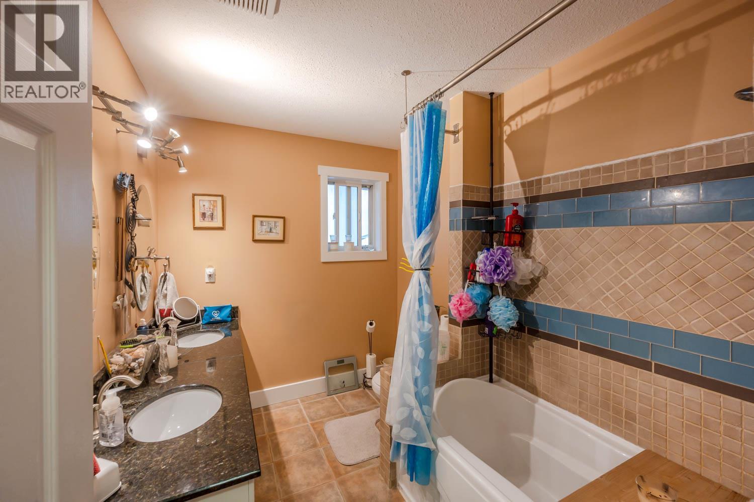 615 6th Avenue Unit# 2, Keremeos, British Columbia  V0X 1N0 - Photo 22 - 10385933
