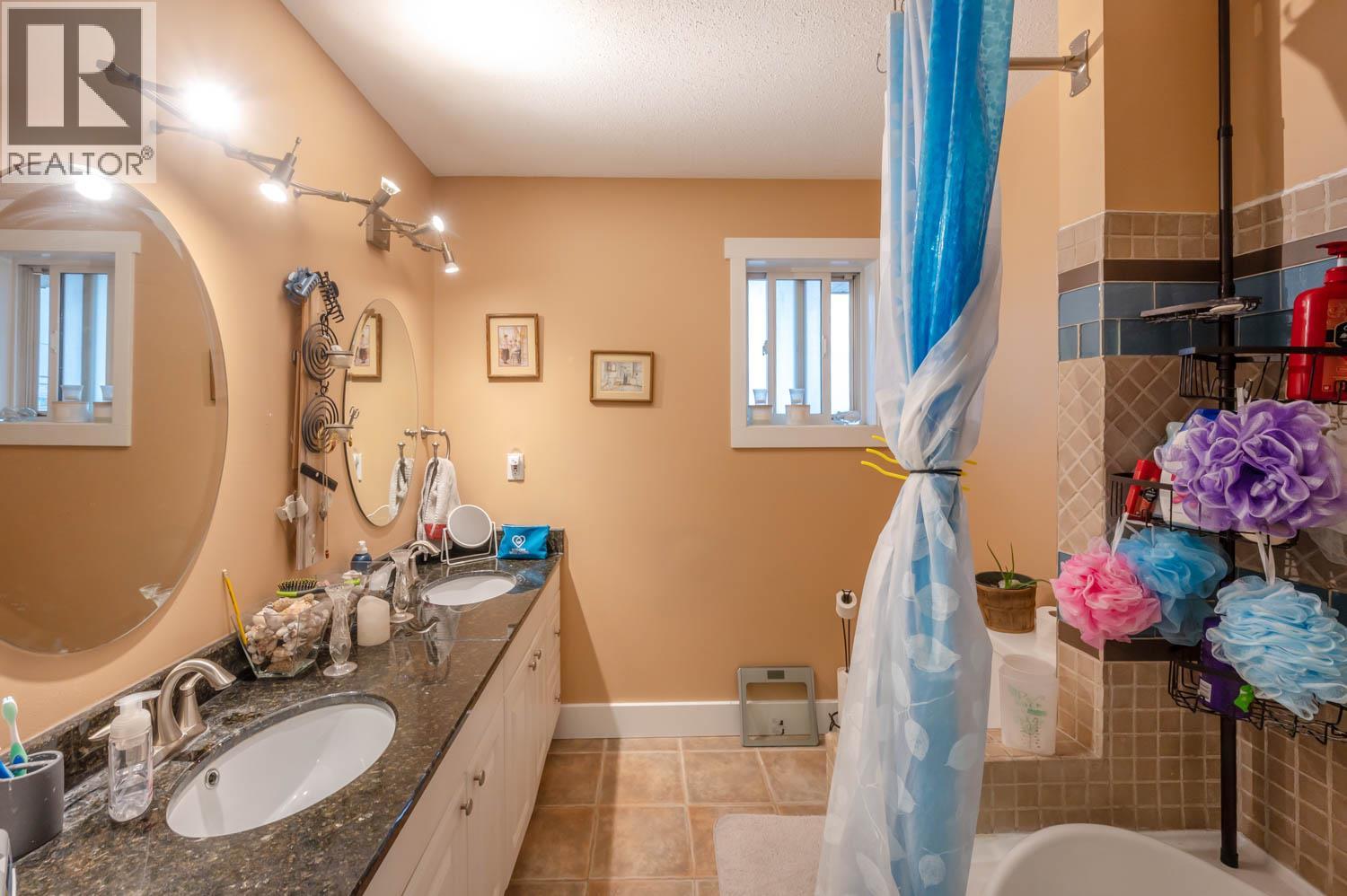 615 6th Avenue Unit# 2, Keremeos, British Columbia  V0X 1N0 - Photo 23 - 10385933
