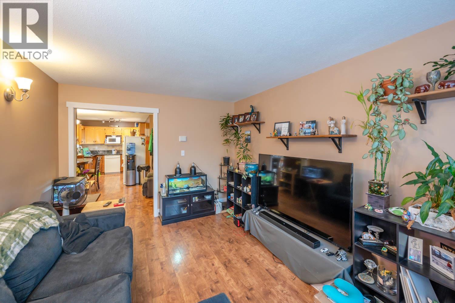615 6th Avenue Unit# 2, Keremeos, British Columbia  V0X 1N0 - Photo 4 - 10385933