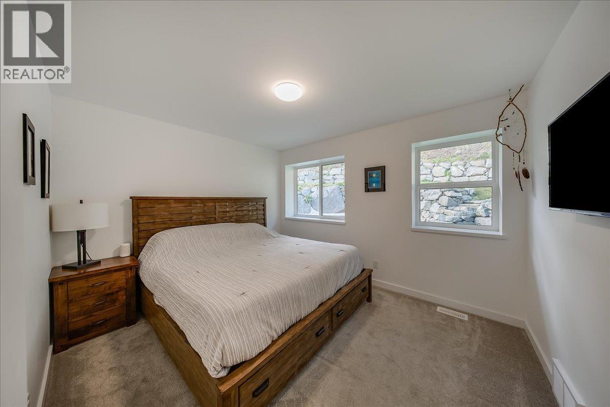 934 Redstone Drive, Rossland, British Columbia  V0G 1Y0 - Photo 23 - 10386241