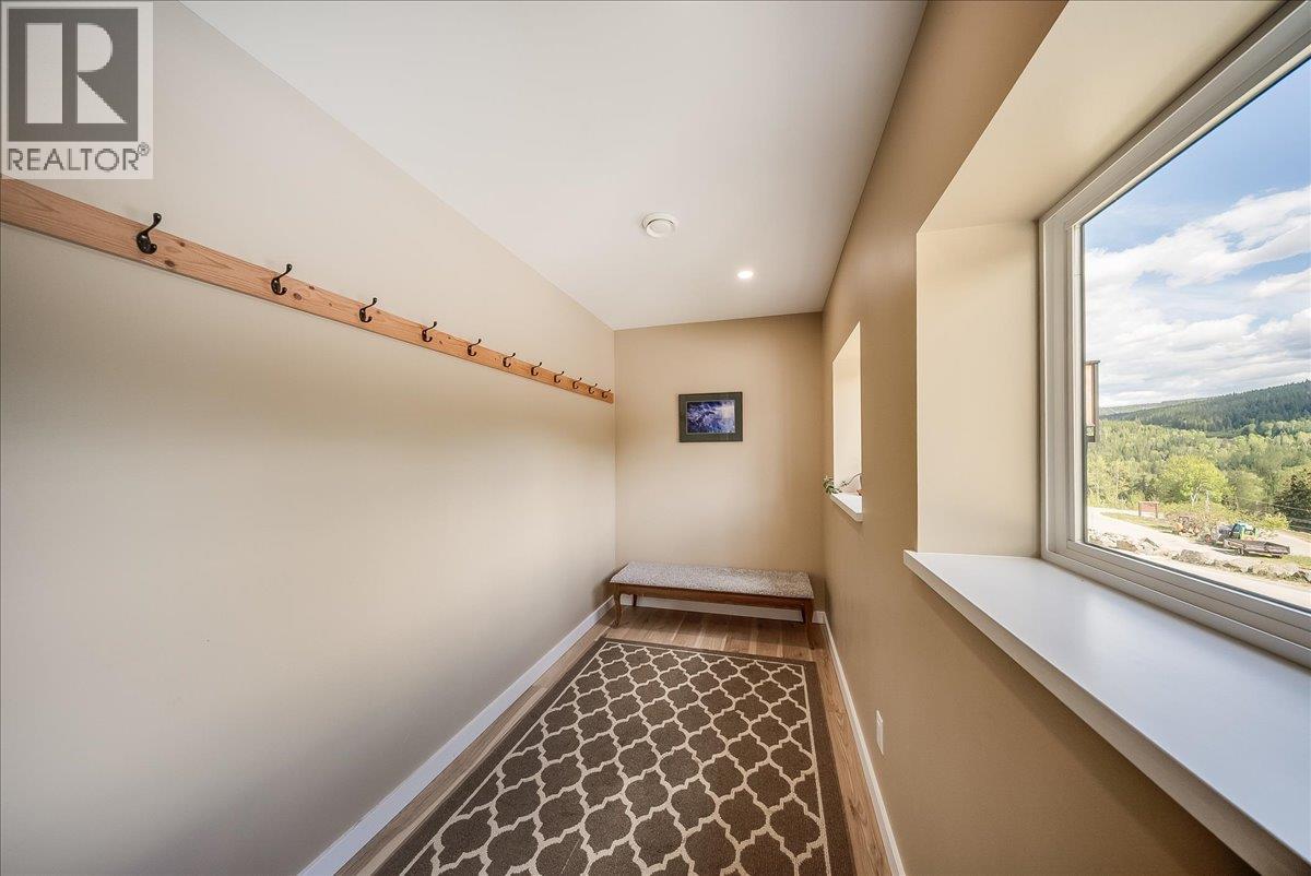 934 Redstone Drive, Rossland, British Columbia  V0G 1Y0 - Photo 43 - 10386241