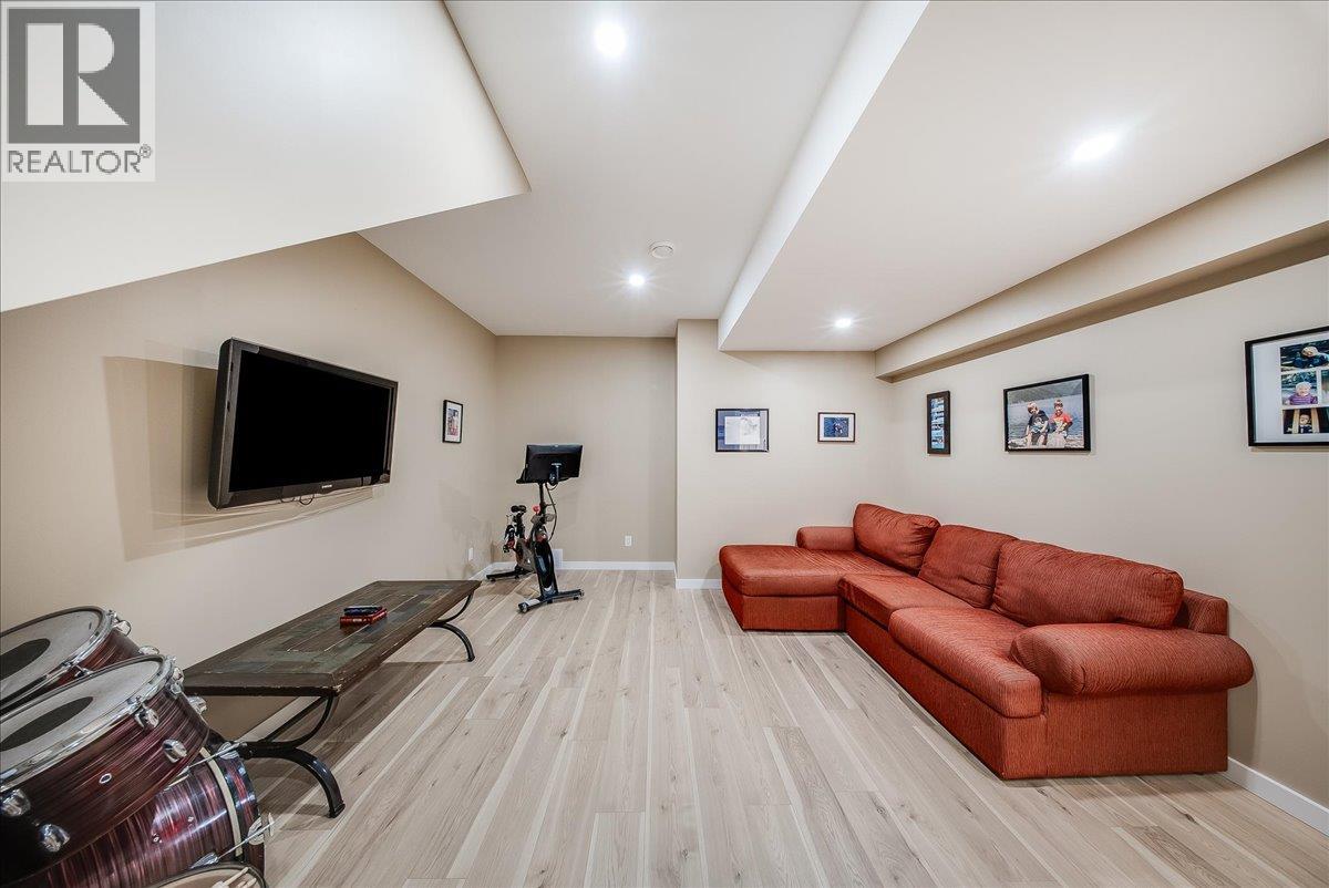934 Redstone Drive, Rossland, British Columbia  V0G 1Y0 - Photo 44 - 10386241