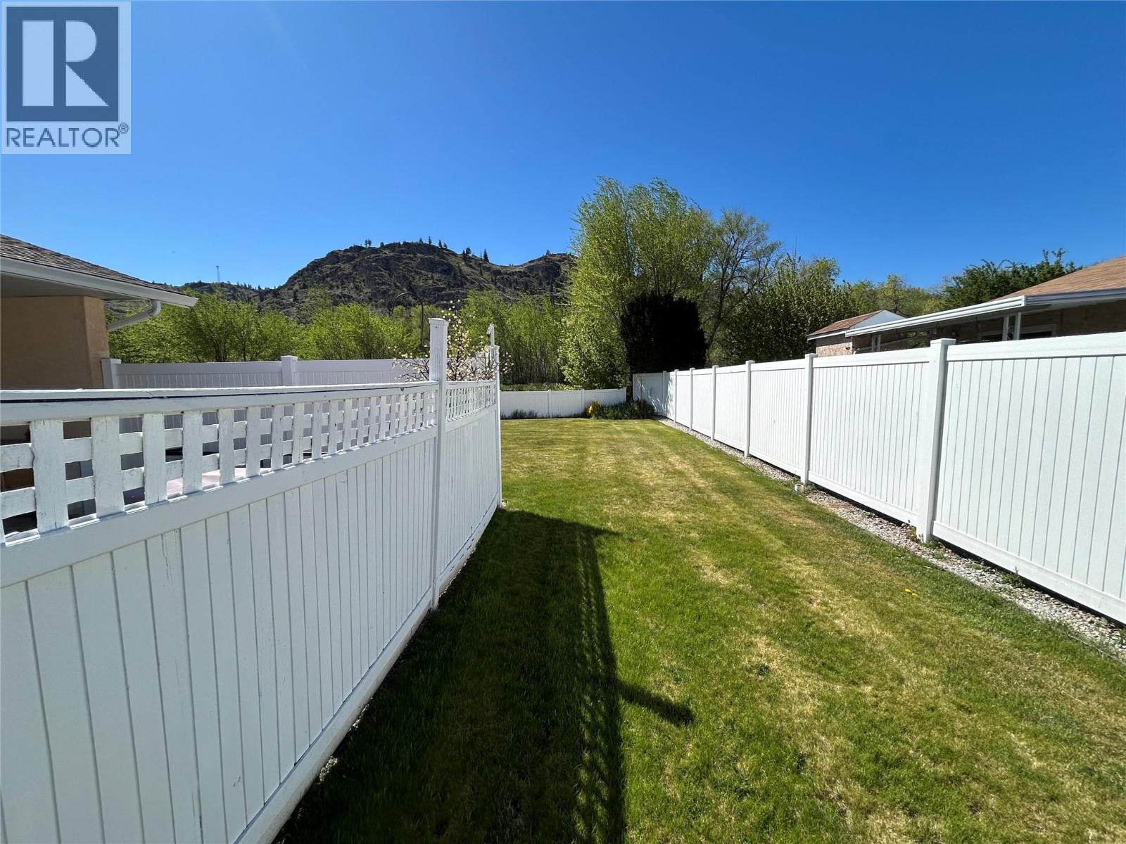 145 Redwing Place Unit# 9, Oliver, British Columbia  V0H 1T4 - Photo 34 - 10386237