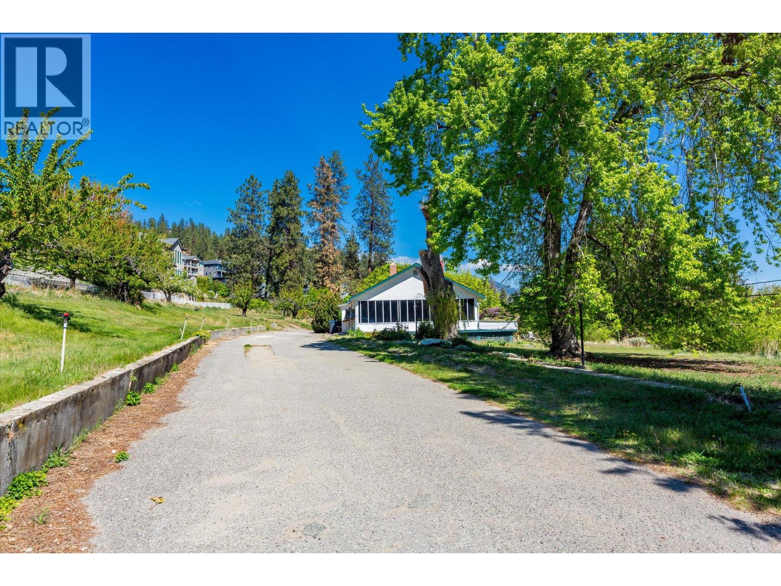 6488 Renfrew Road, Peachland, British Columbia  V0H 1X7 - Photo 33 - 10386173