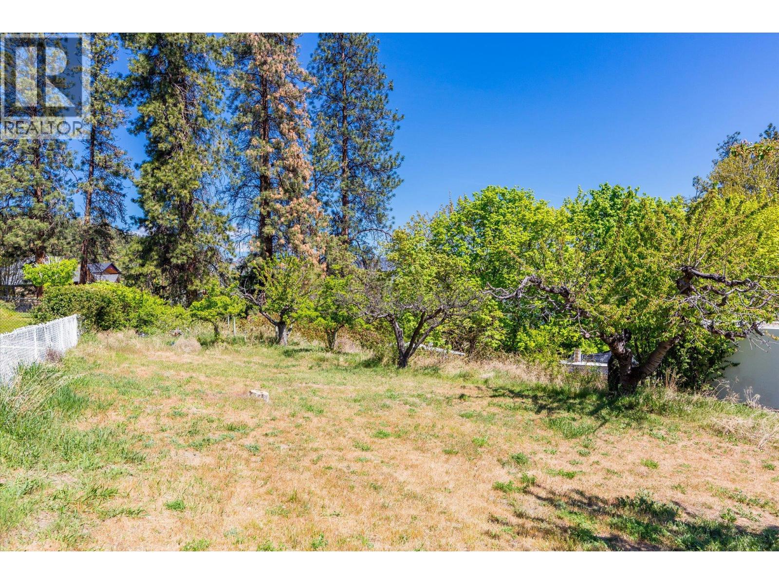 6488 Renfrew Road, Peachland, British Columbia  V0H 1X7 - Photo 41 - 10386173