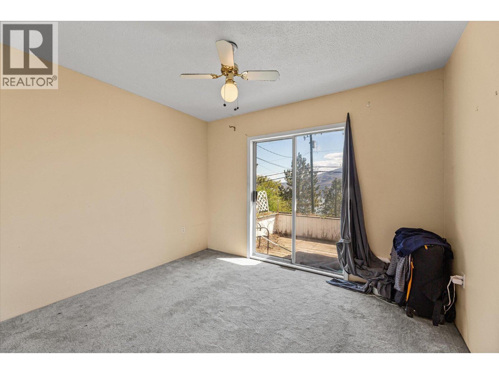 6488 Renfrew Road, Peachland, British Columbia  V0H 1X7 - Photo 11 - 10386165