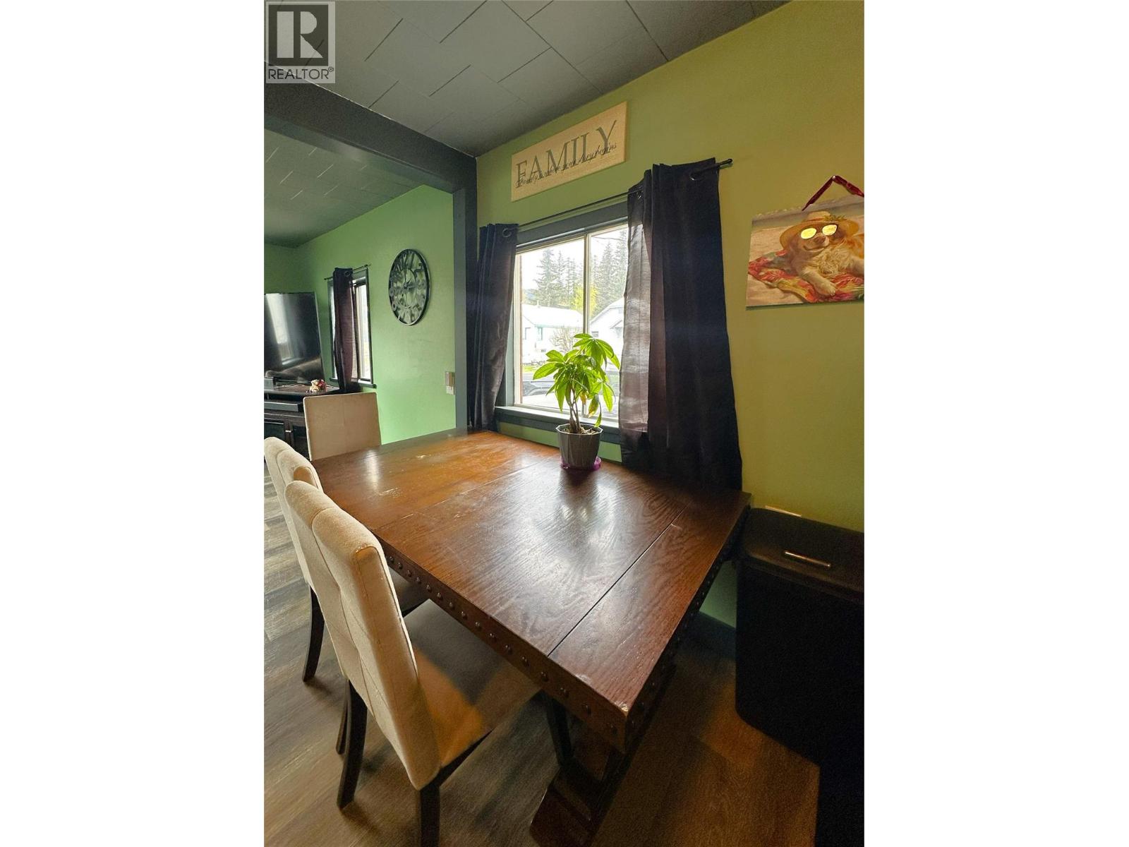 230 Cranbrook Street, Kimberley, British Columbia  V1A 2P1 - Photo 2 - 10386098