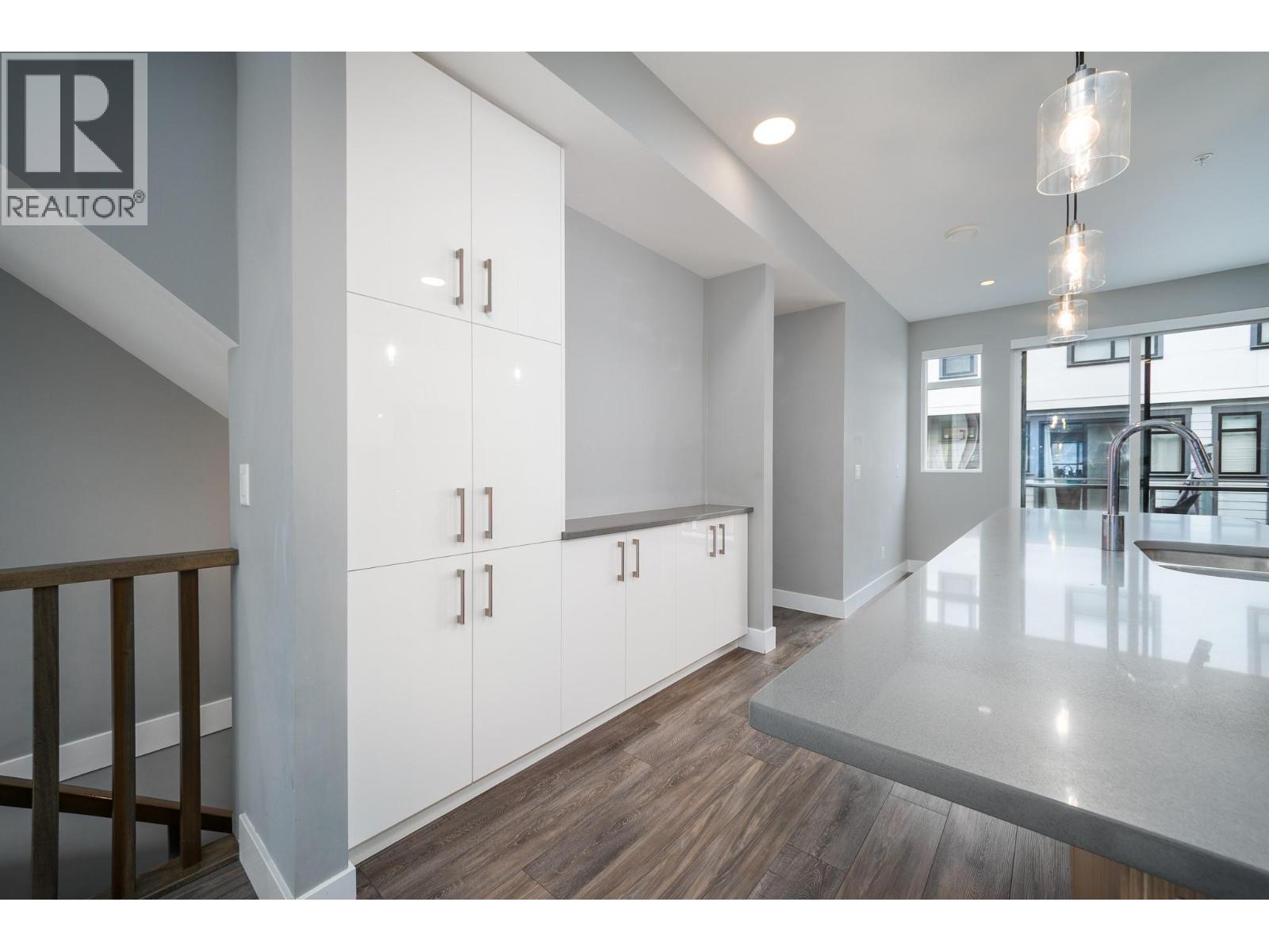 11581 Rogers Road Unit# 202, Lake Country, British Columbia  V4V 1X8 - Photo 5 - 10386084