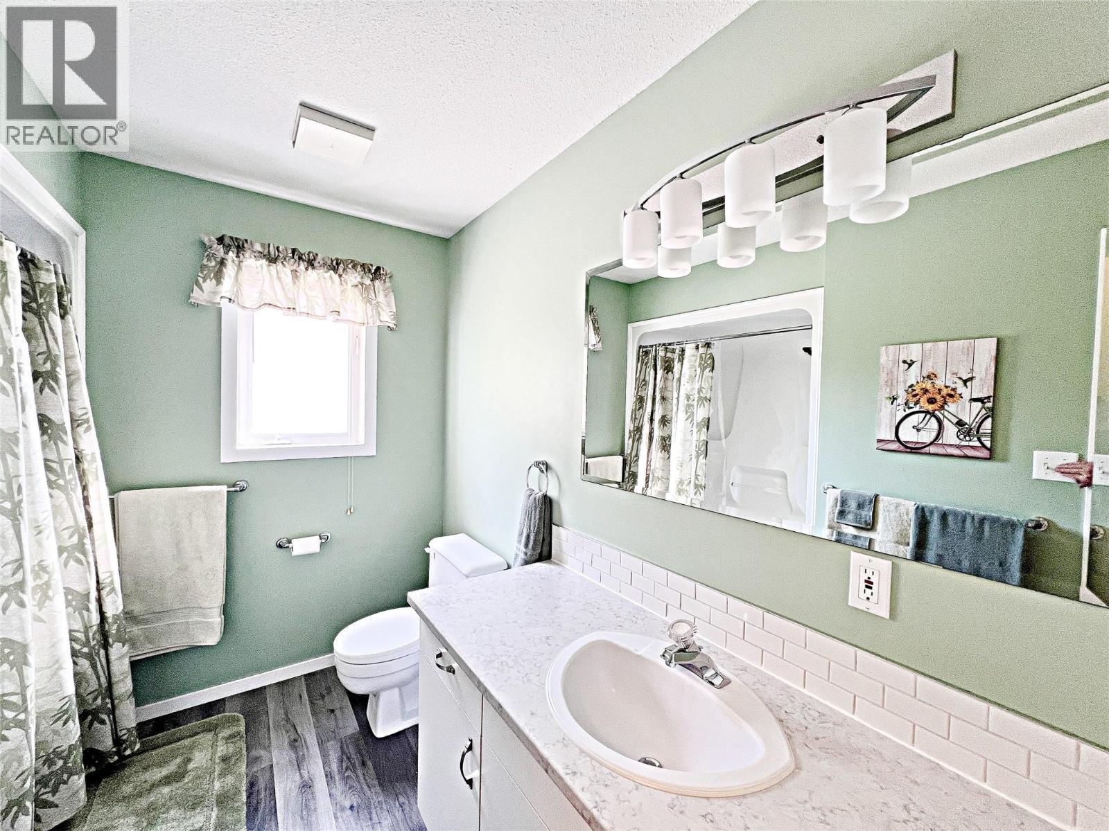 5216 Sutherland Road, Peachland, British Columbia  V0H 1X2 - Photo 32 - 10386077