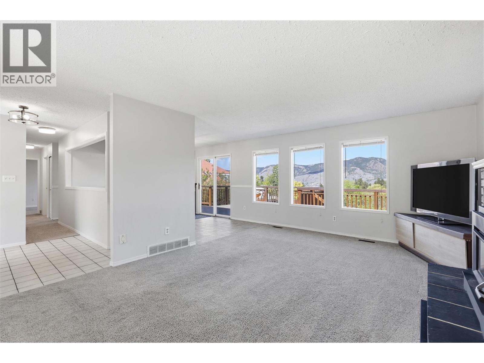 1496 Todd Road, Kamloops, British Columbia  V2C 5B5 - Photo 10 - 10383065