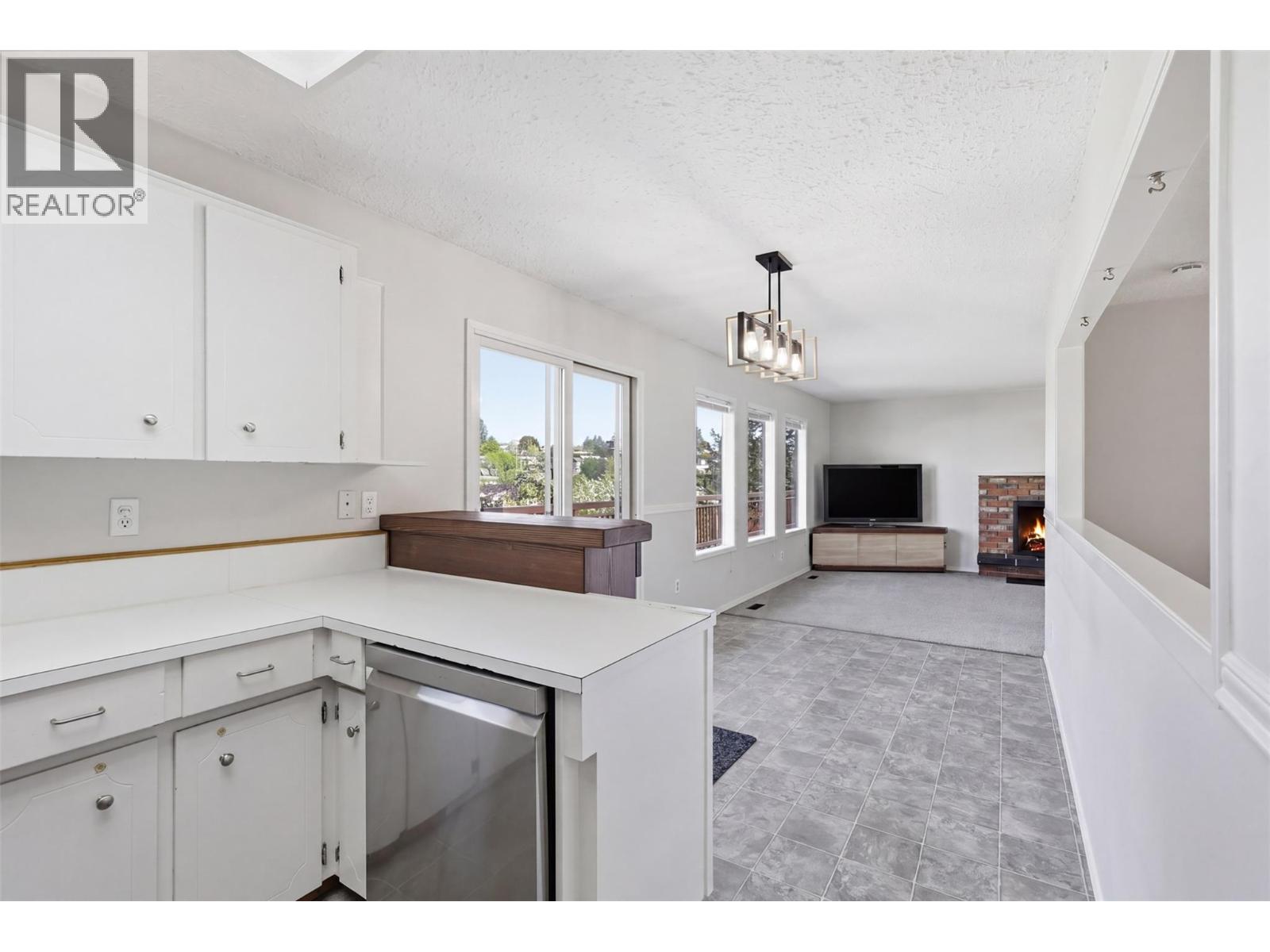 1496 Todd Road, Kamloops, British Columbia  V2C 5B5 - Photo 16 - 10383065