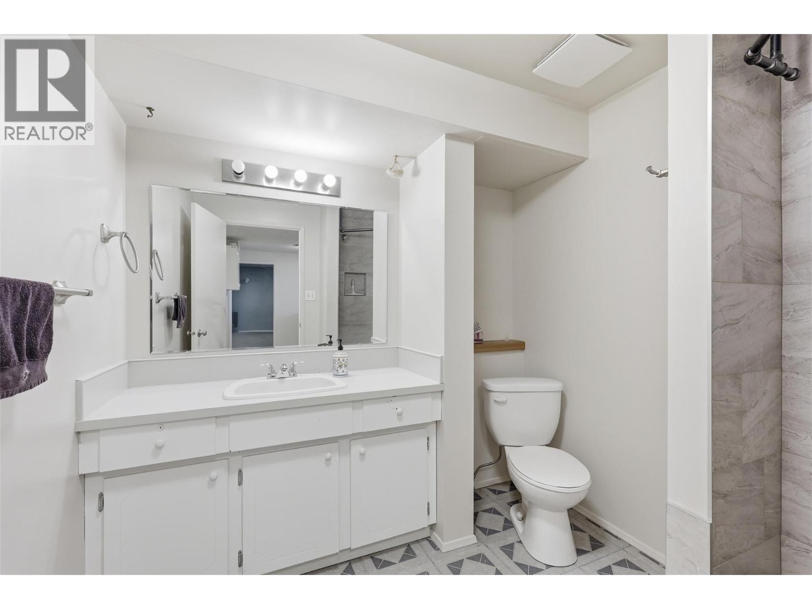 1496 Todd Road, Kamloops, British Columbia  V2C 5B5 - Photo 36 - 10383065