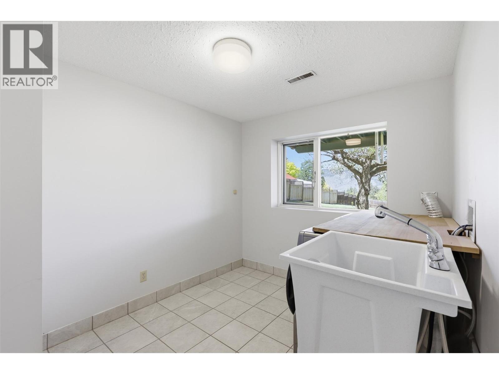 1496 Todd Road, Kamloops, British Columbia  V2C 5B5 - Photo 40 - 10383065